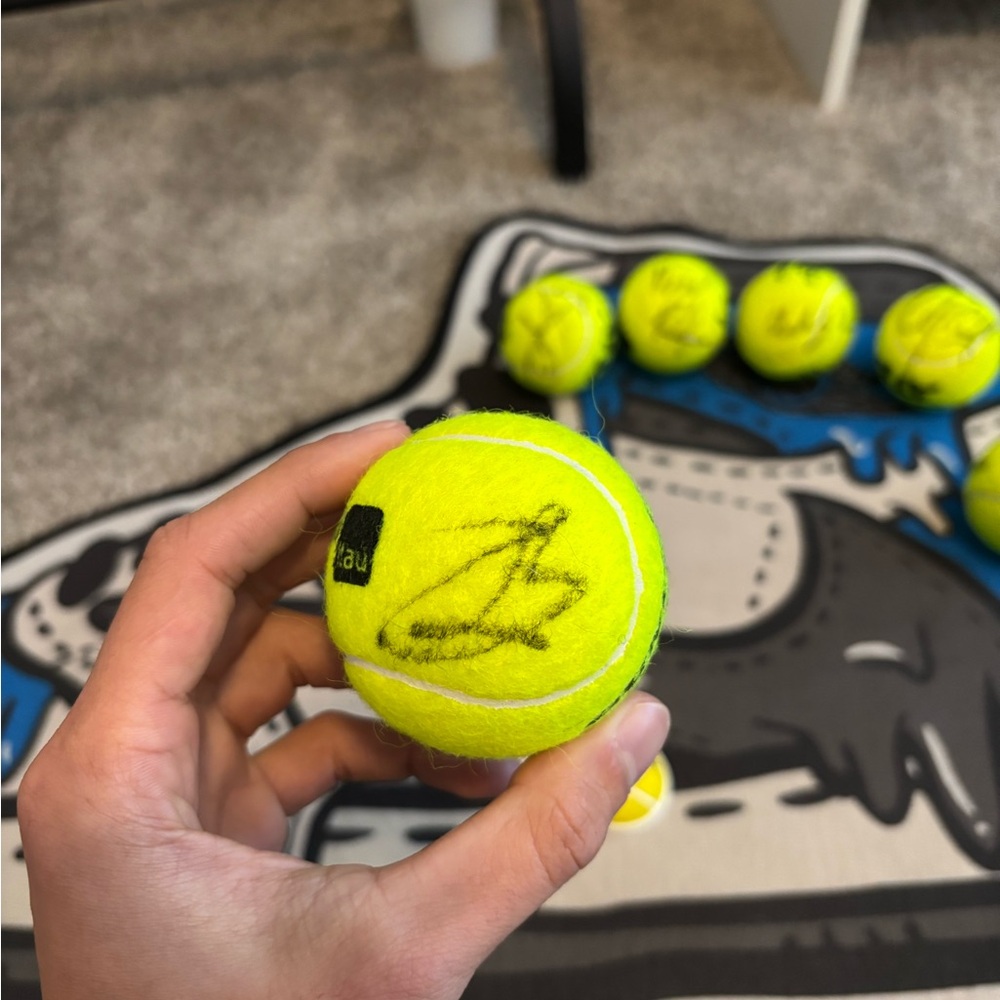 Jannik sinner and carlos alcaraz autog tennis balls